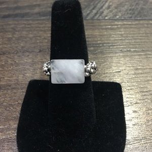 STERLING SILVER STRETCH RING w/SNOW QUARTZ
